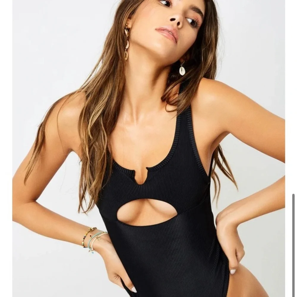 Frankie’s Bikini Cody One piece cheeky black
